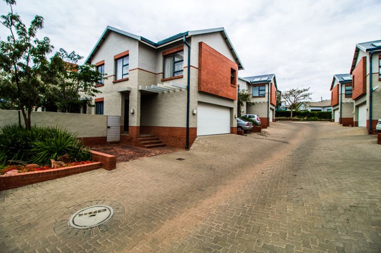 3 Bedroom Townhouse For Sale in The Hills, Pretoria - R2,599,000