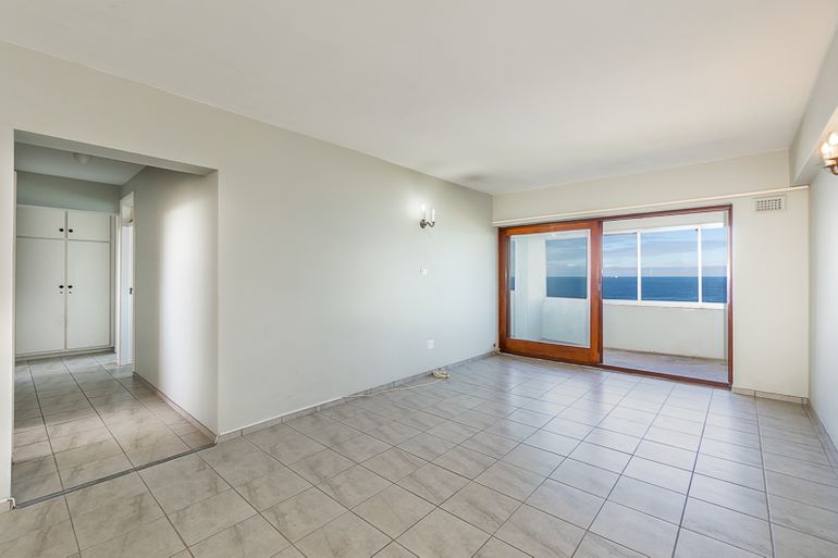 2 Bedroom Apartment / Flat For Sale in Amanzimtoti, Amanzimtoti - R850,000
