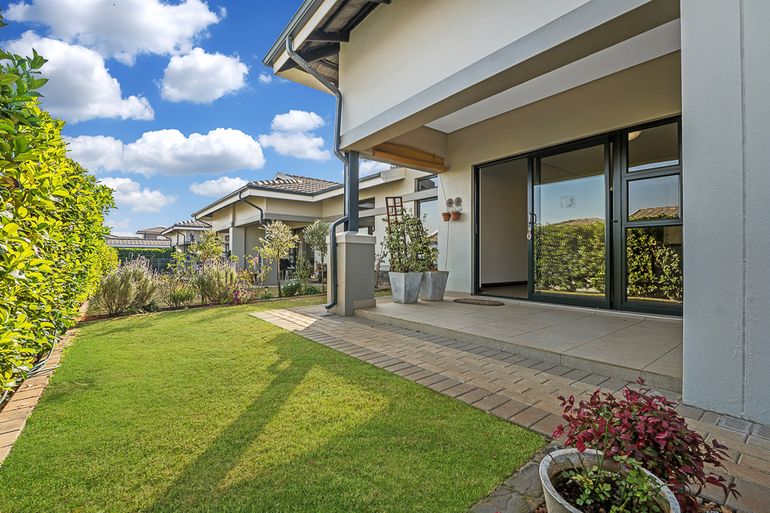 1 Bedroom Townhouse For Sale in Dunblane, Kempton Park - R1,295,000