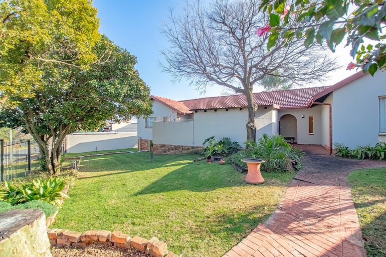 3 Bedroom House For Sale in Elardus Park, Pretoria