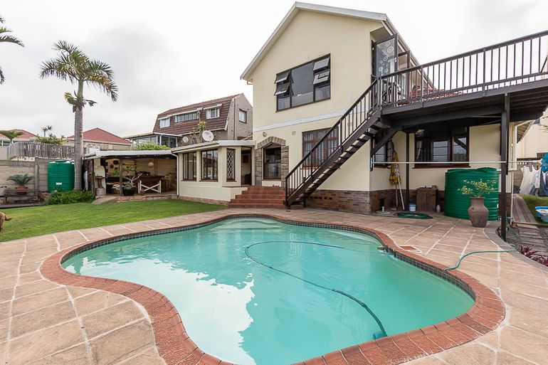 3 Bedroom House For Sale in Bluff, Durban - R2,450,000