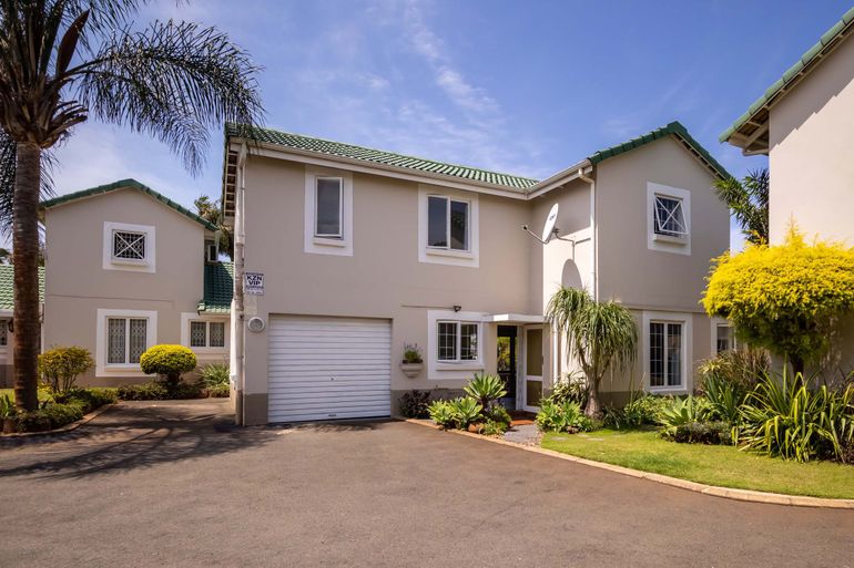 3 Bedroom Townhouse For Sale in Somerset Park, Umhlanga - R2,799,000