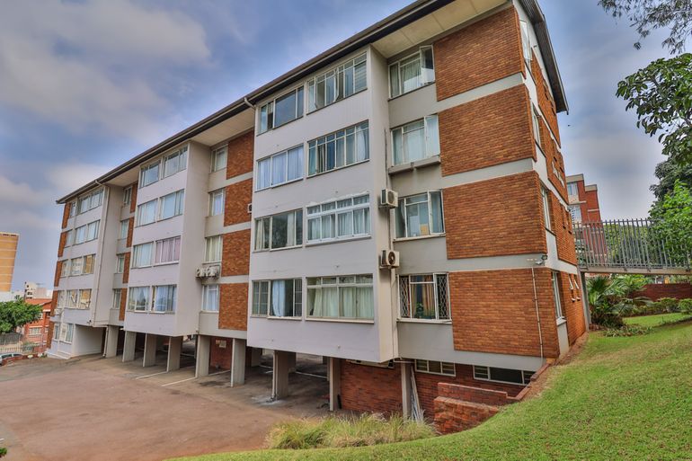 1 Bedroom Apartment / Flat For Sale in Essenwood, Durban