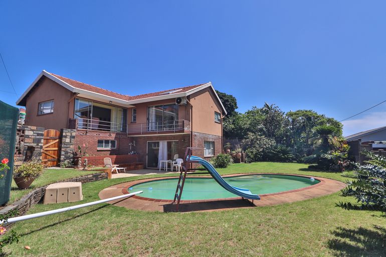 4 Bedroom House For Sale in Bluff, Durban - R1,995,000