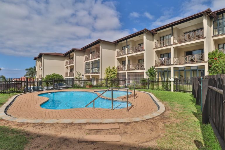 2 Bedroom Apartment / Flat For Sale in Uvongo, Margate