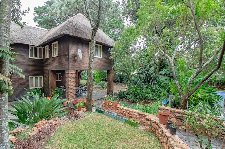 3 Bedroom House For Sale in Pretoria North, Pretoria - R1,750,000