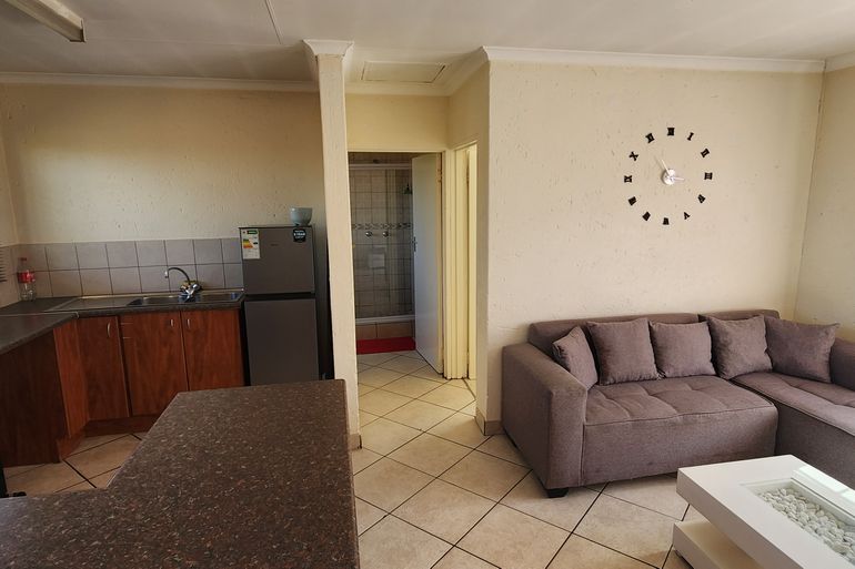 1 Bedroom Apartment / Flat For Sale in The Reeds, Centurion